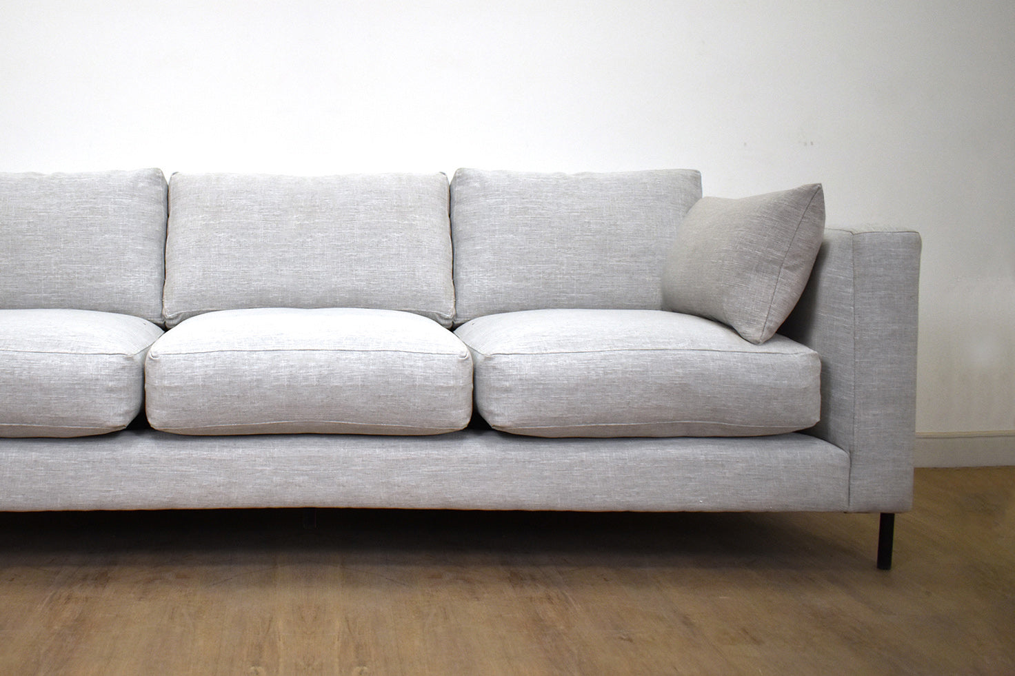 ANDERS CUSTOMIZABLE FABRIC SOFAS AND SECTIONALS