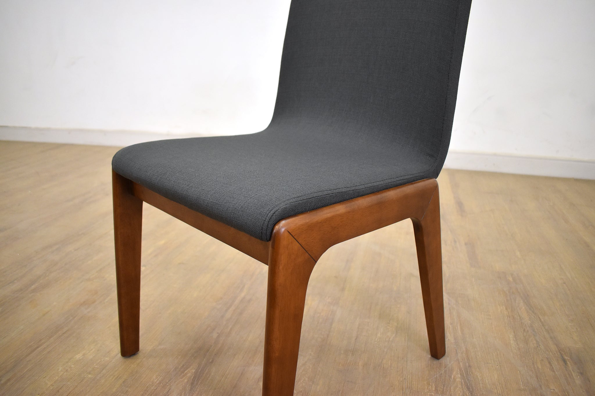 NORTH DELTA DINING CHAIRS