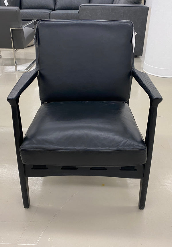 Floor Model CANMORE Black Leather - 28" Chair