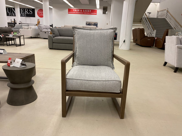 EM1269 Frost Gray Wood Frame Accent Chair 33"